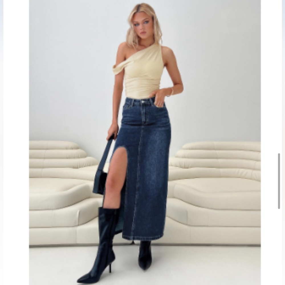 NWT Princess Polly Dark Blue Denim Maxi Skirt with Slit